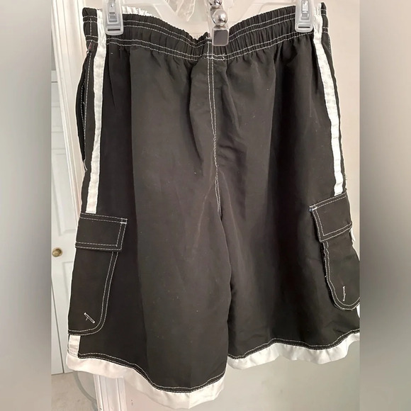 NBN size L men’s swim/board shorts Black w/white trim 2 side & hip pockets poly - Picture 3 of 6